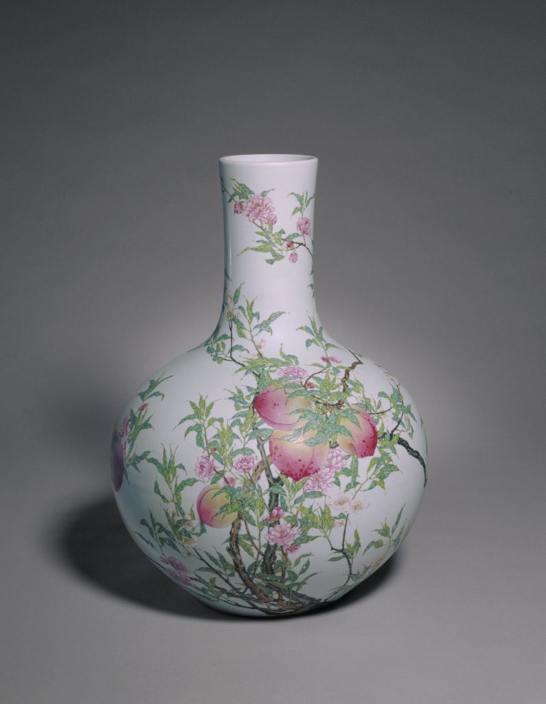 图片[1]-Pastel peach-shaped sphere vase-China Archive